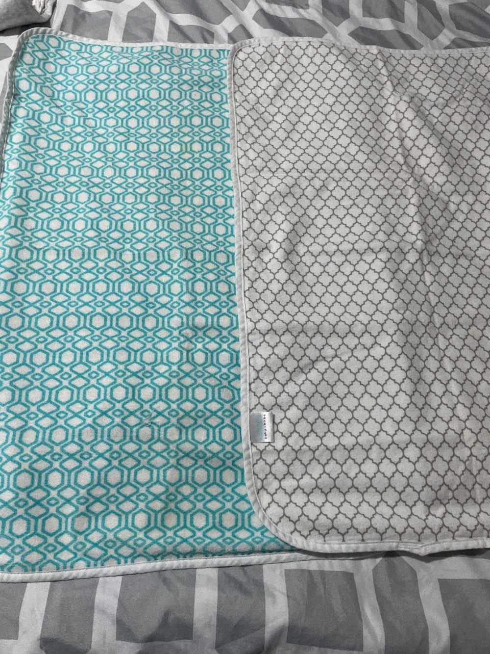 2 travel diaper changing pad